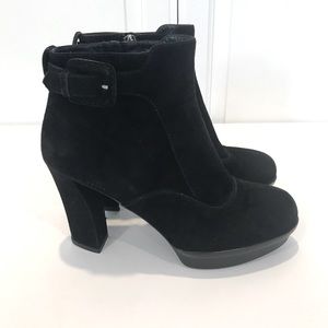 Tod’s Black Suede Platform Ankle Boots